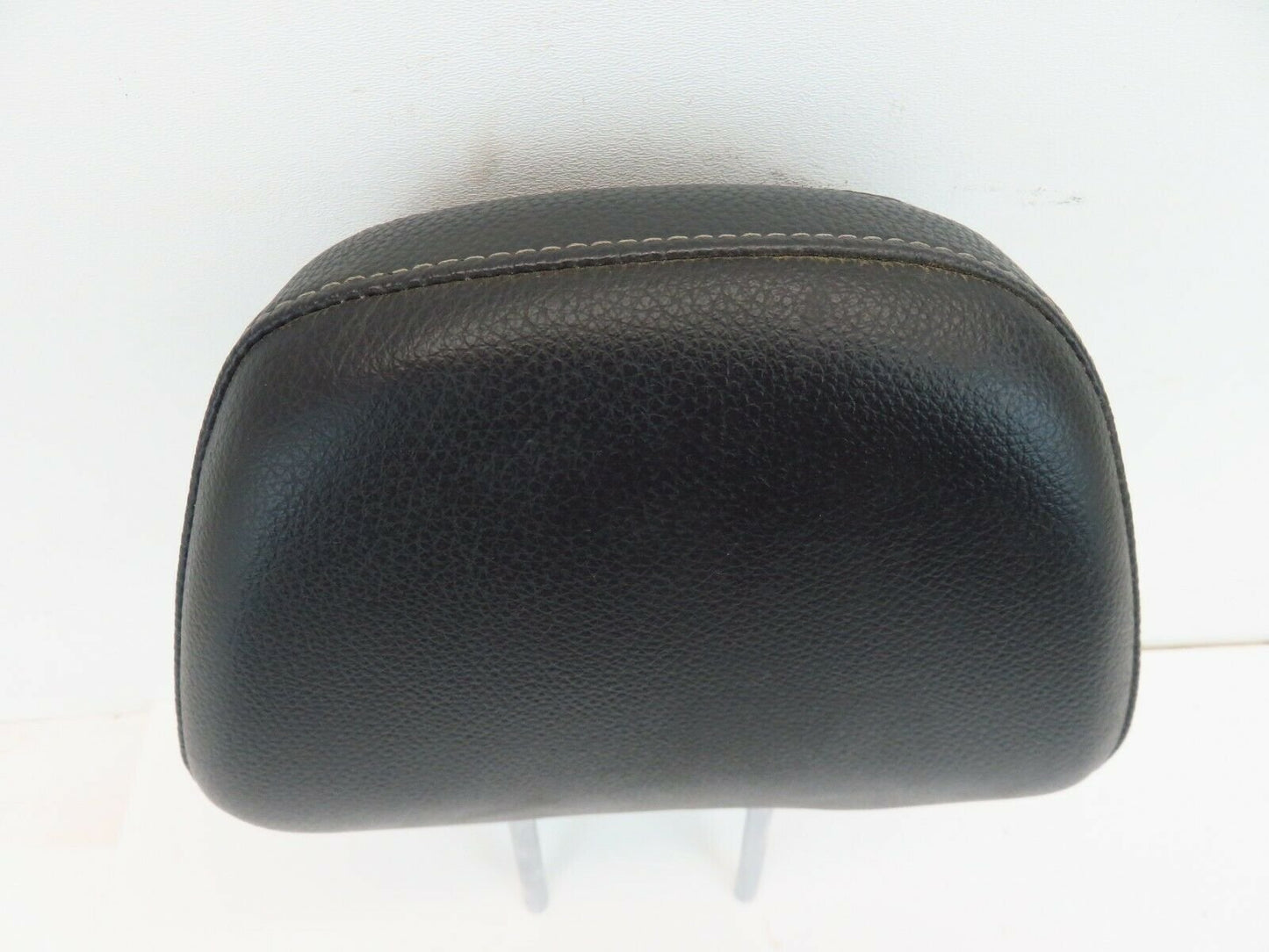 2016-2017 Hyundai Veloster Turbo Front Seat Head Rest Leather OEM LH RH 16-17
