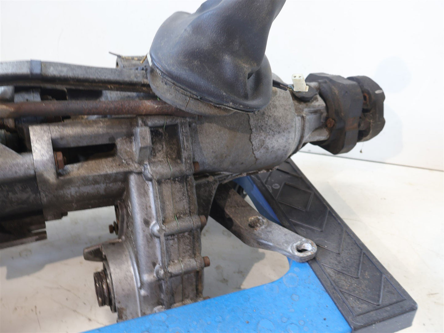 1988-1991 BMW 325ix Manual Transmission and Transfer Case AWD E30 OEM 88-91