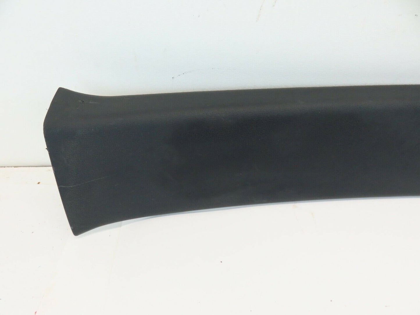 2013-2017 Hyundai Veloster Tail Gate Trim Hatch Panel Center Cover 81715-2V000