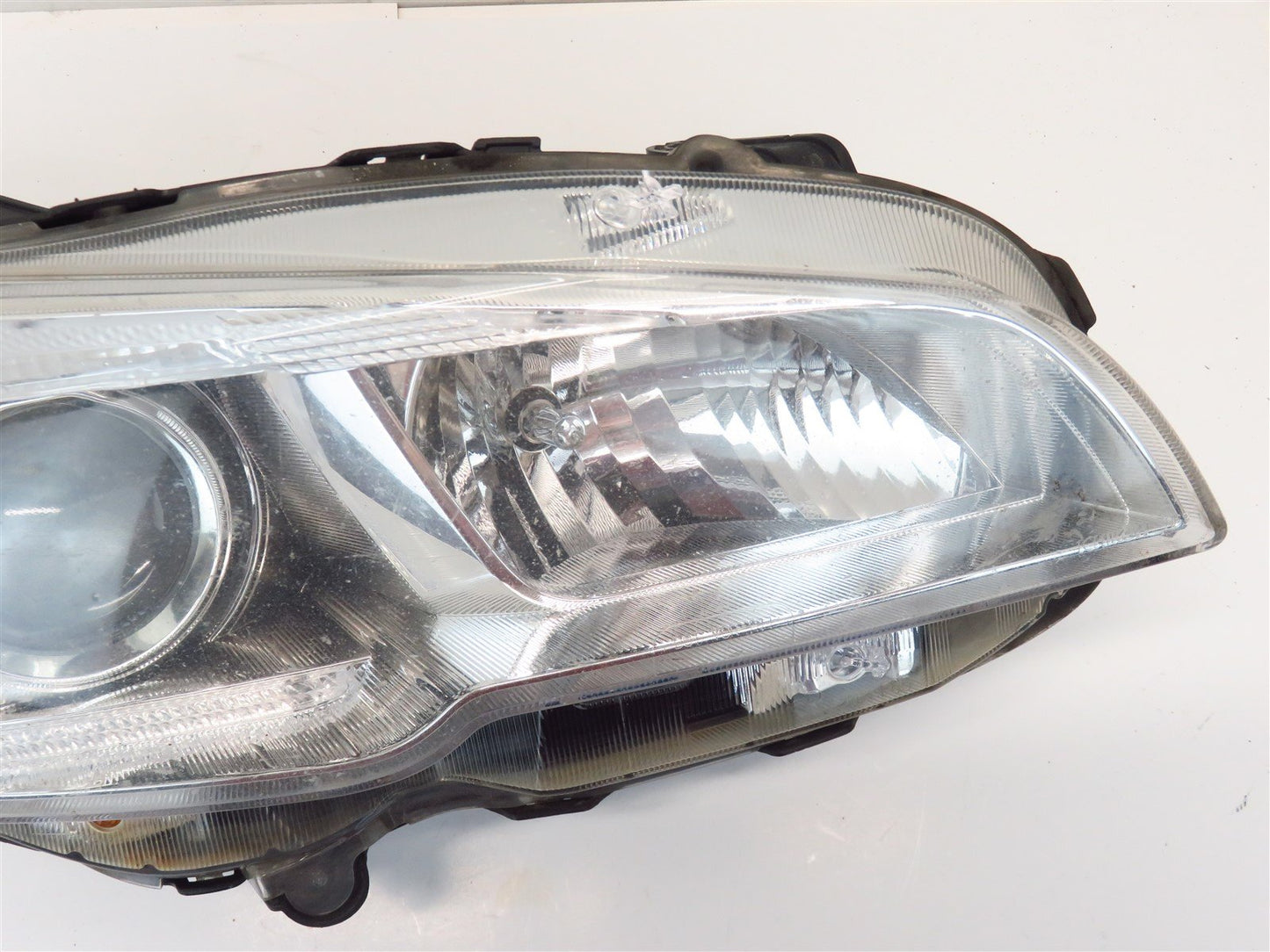 2015-2017 Subaru WRX Passenger Headlight Head Light RH Lamp ALL TABS BROKE 15-17