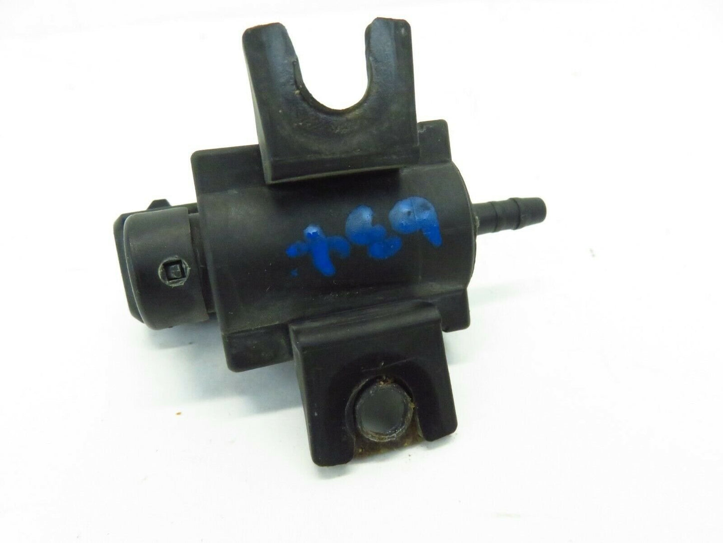 2006 Maserati Quattroporte Purge Valve Solenoid Vacuum OEM M139 58k 06