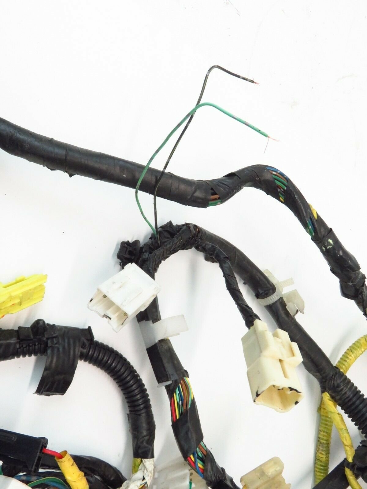 2006 Subaru Outback XT Rear Wiring Harness Wire CONNECTOR BROKE 81502AG22A