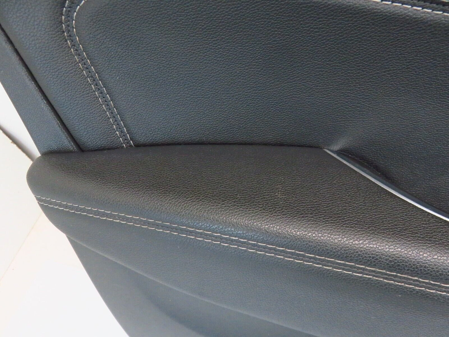 2019 Buick Regal TourX Driver Front Door Panel Trim Card Cover LH Left 19