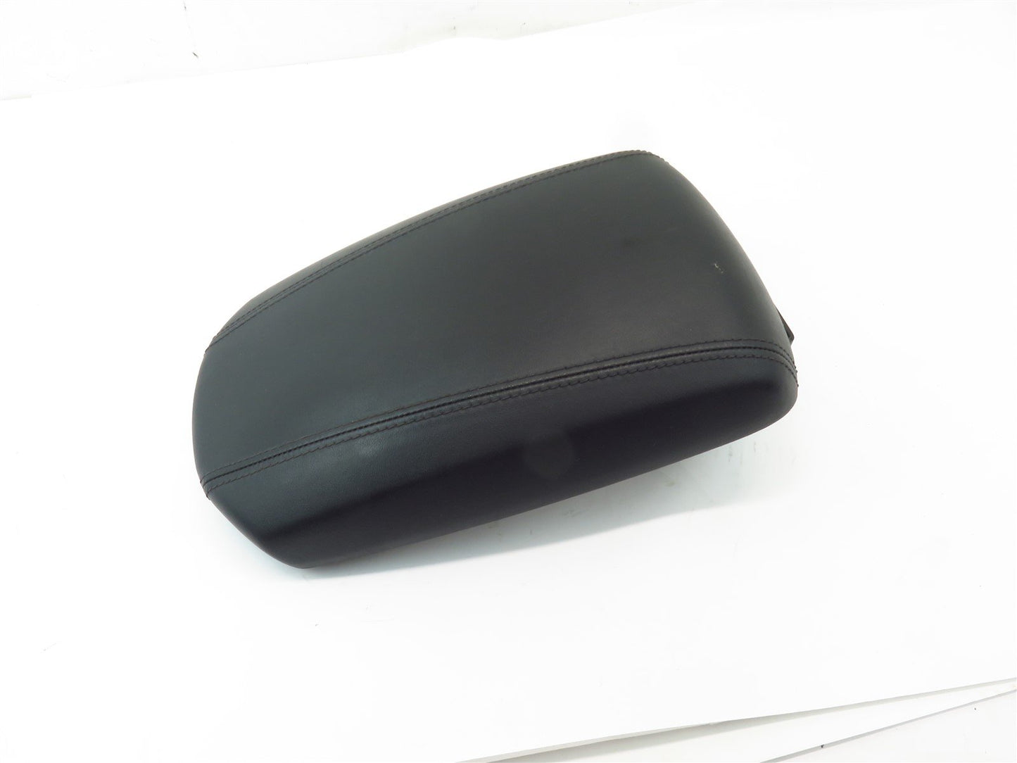 2013-2016 Hyundai Genesis COUPE Center Console Lid Armrest Cover Top Black 13-16