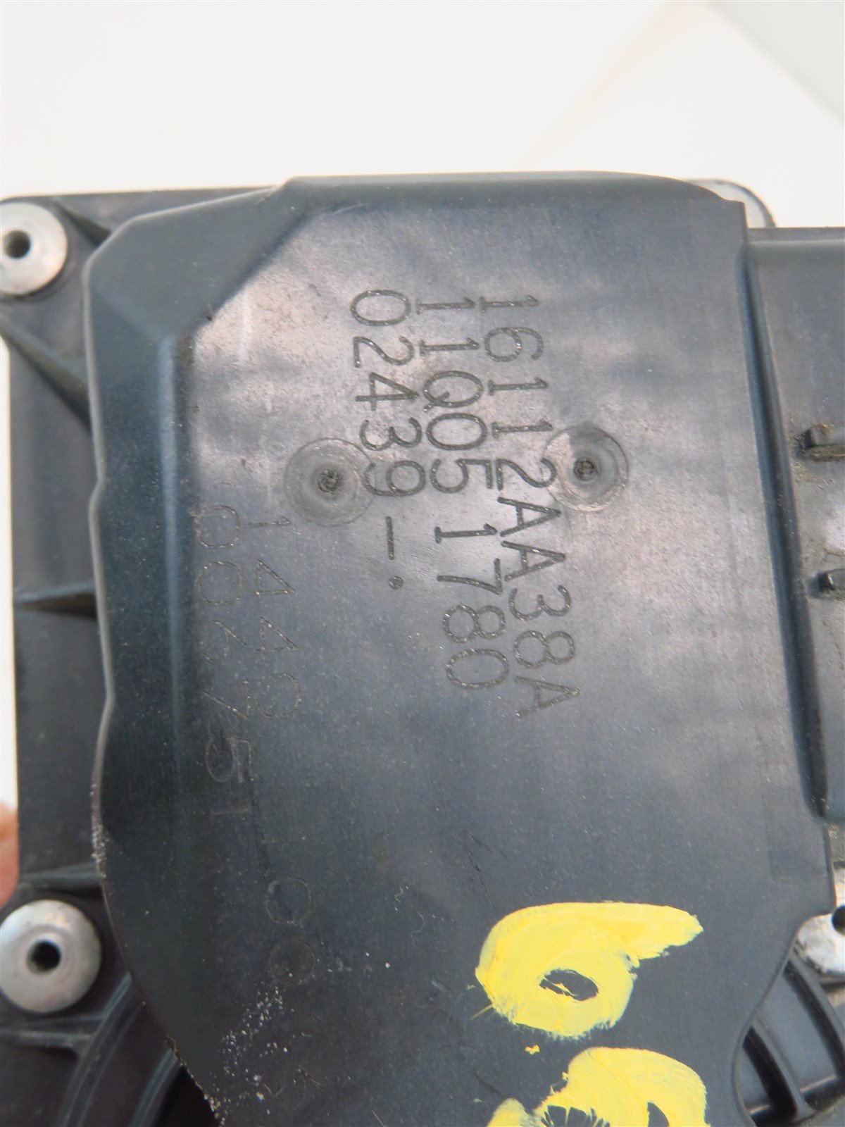 2013-2014 Subaru Outback Throttle Body 2.5L Valve 16112AA38A 85k 13-19 OEM