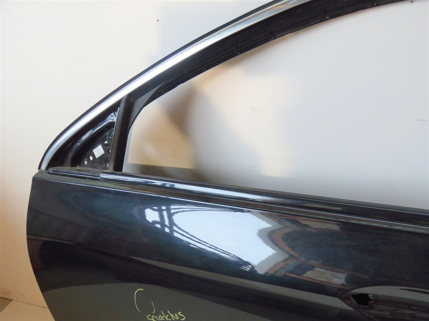 2018-2019 Buick Regal TourX Driver Front Door LH Left Side Shell OEM 18-19