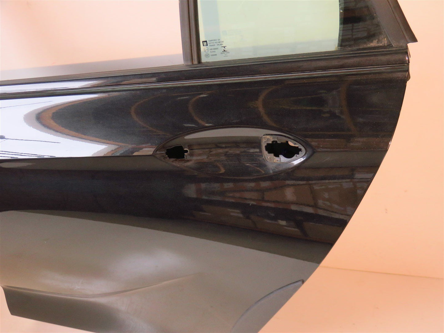 2018-2019 Buick Regal TOURX Driver Rear Door LH Side Shell OEM 18-19