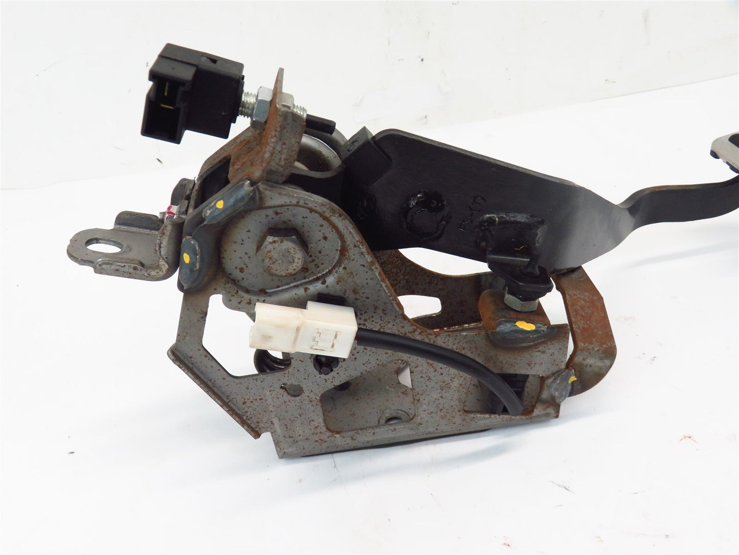 12-17 Hyundai Veloster Turbo Clutch Pedal Assembly Manual Trans OEM 2012-2017