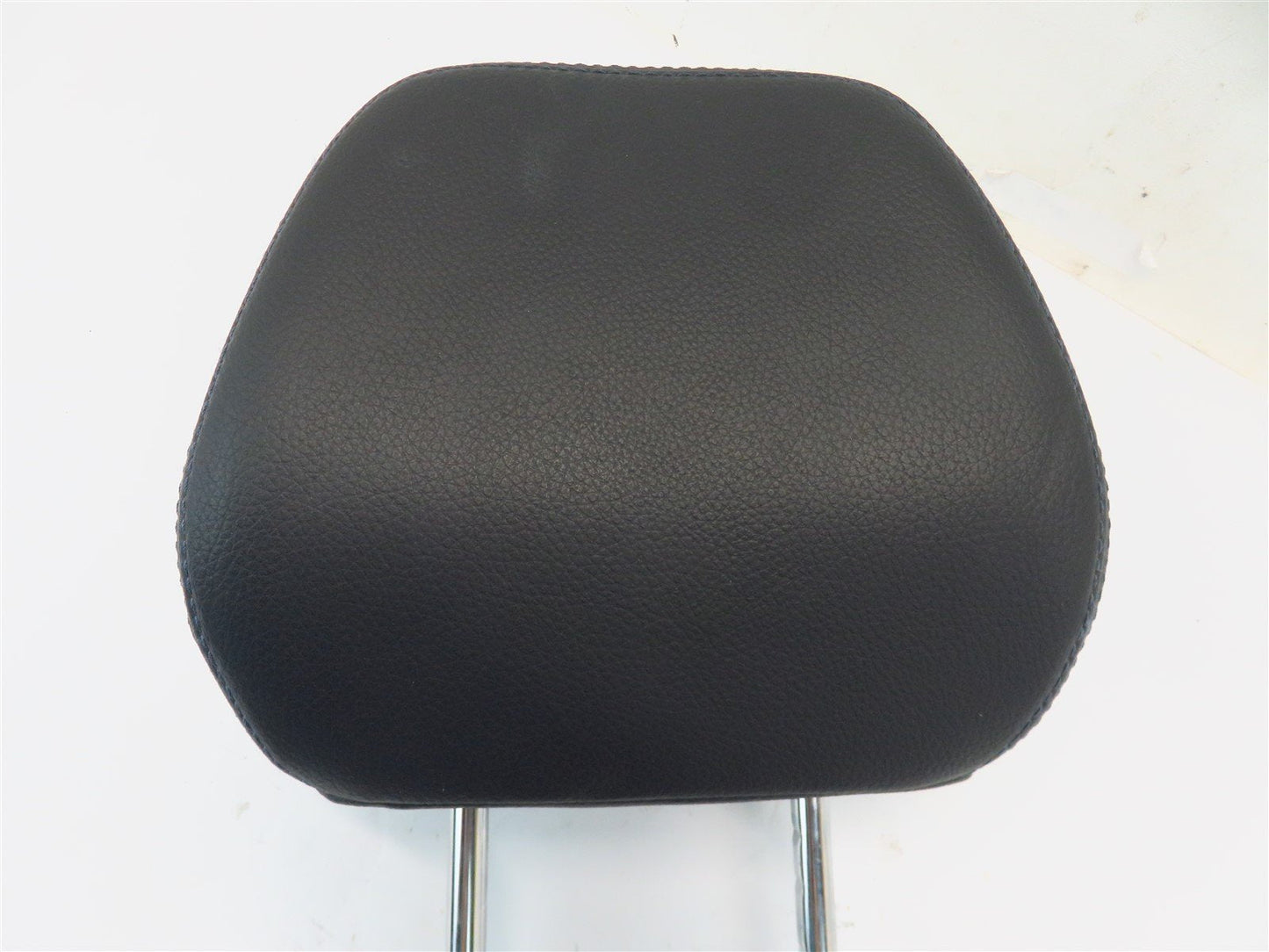 2013-2015 Hyundai Veloster Turbo Front Seat Head Rest OEM LH or RH Leather 13-15