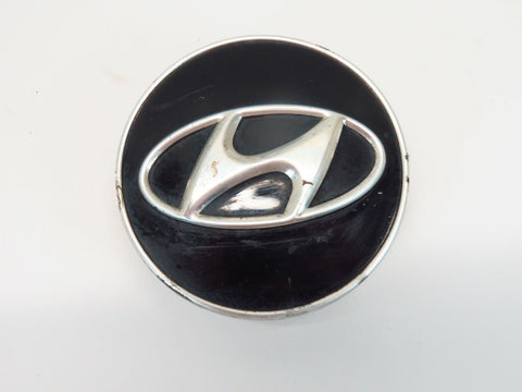 2010-2012 Hyundai GENESIS COUPE Wheel Center Cap 52960-2M000 OEM 628312
