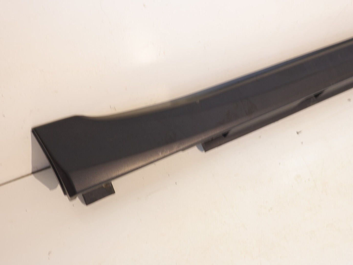 2018-2023 Subaru Crosstrek Passenger Side Skirt Bottom Rocker Panel RH OEM