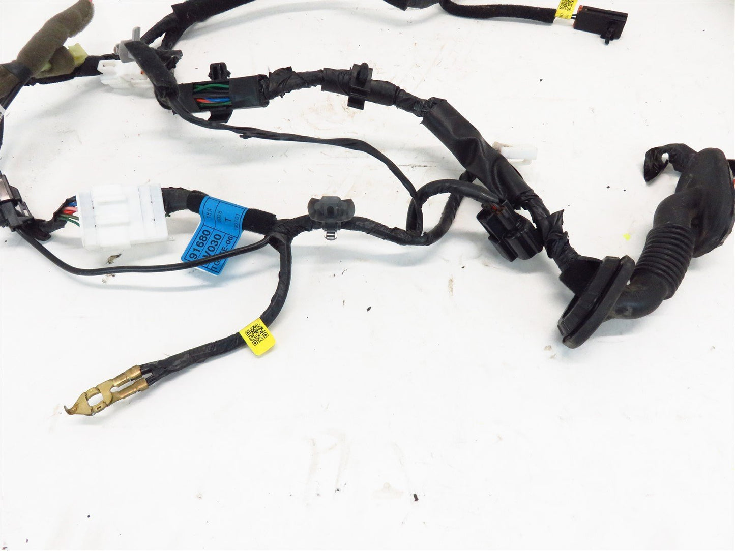 12-17 Hyundai Veloster Rear Tail Gate Hatch Wiring Harness 916852V031 Trunk