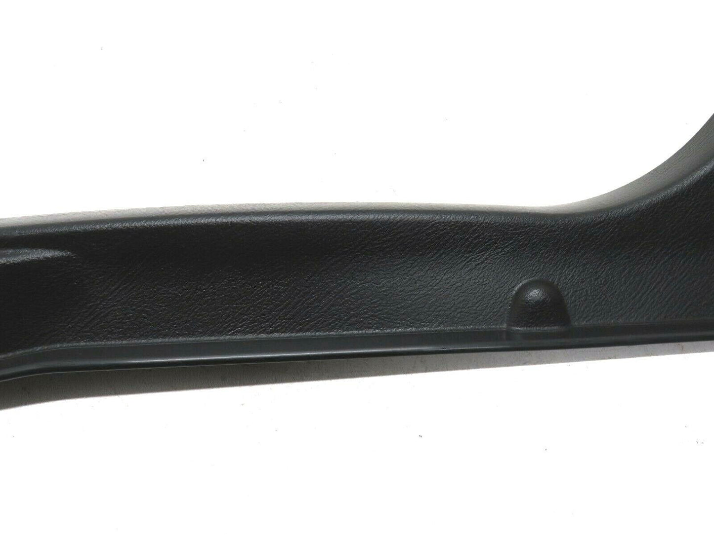 02-07 Subaru Impreza WRX Rear Seat Belt Trim RH Passenger 2002-2007 94043FE000