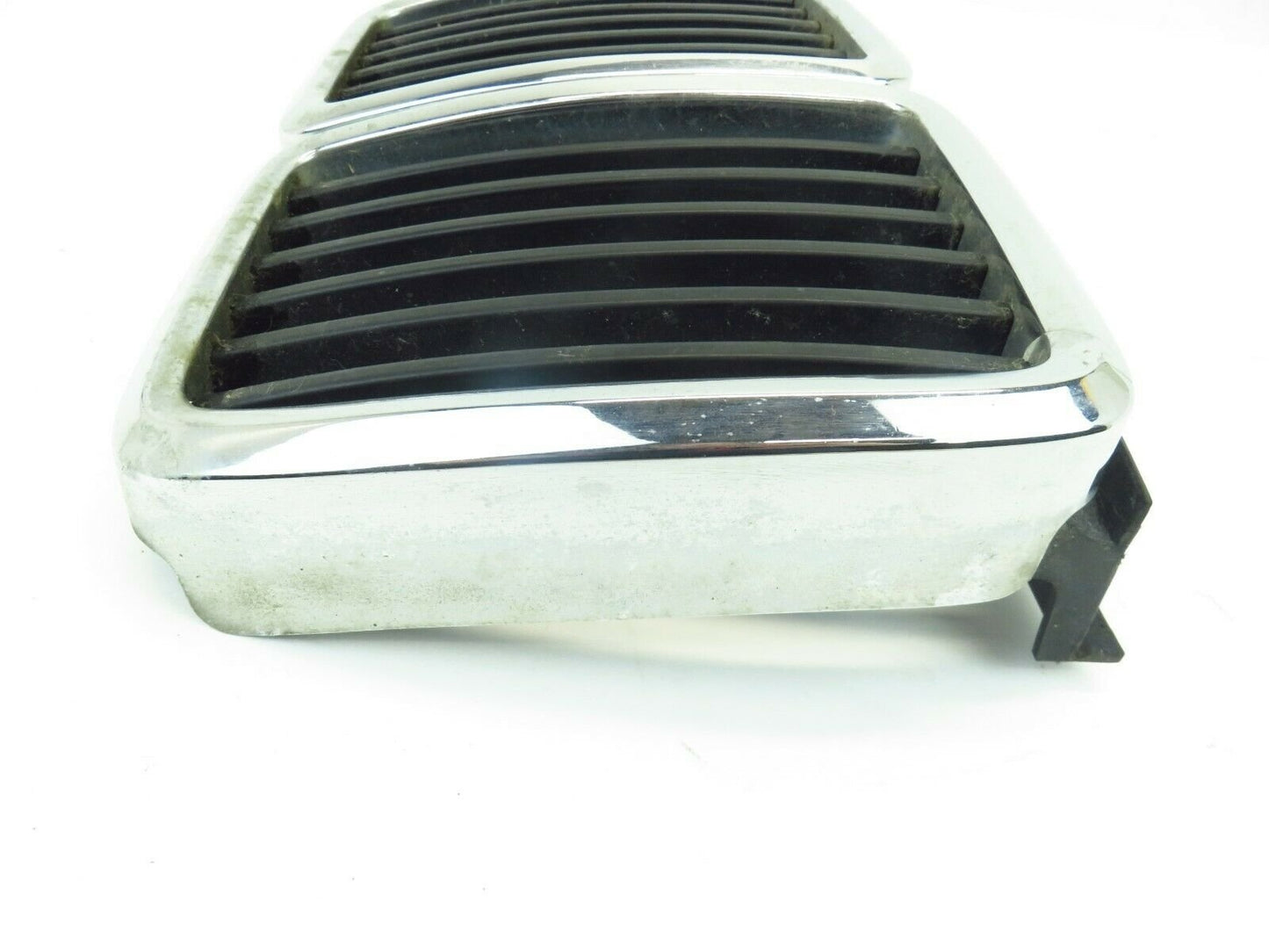 1988-1991 BMW 325ix Center Grille Grill Middle Chrome OEM 88-91